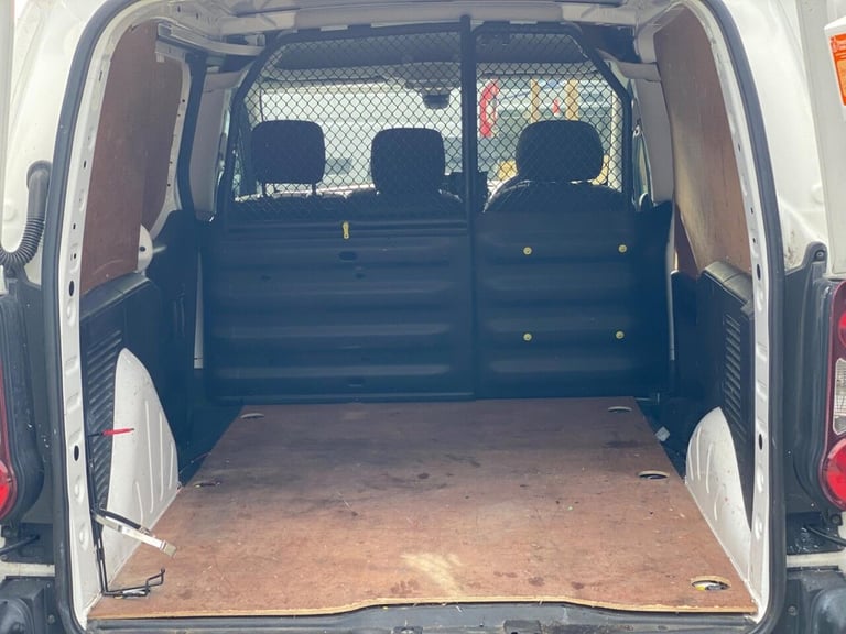 2018 Peugeot Partner 850 1.6 BlueHDi 100 Professional Van ATV PANEL VAN DIESEL Manual