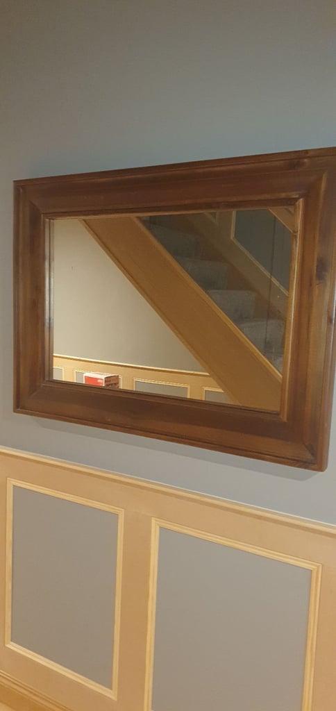 Console table with matching lamp table and mirror