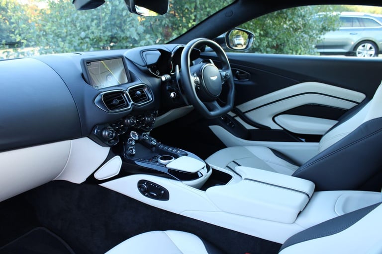  Aston Martin Vantage 4.0 V8 Coupe 2dr Petrol Auto Euro 6 (510 ps) Petrol Automatic