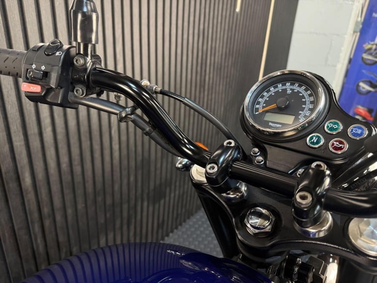 2015 Triumph Bonneville Newchurch 865