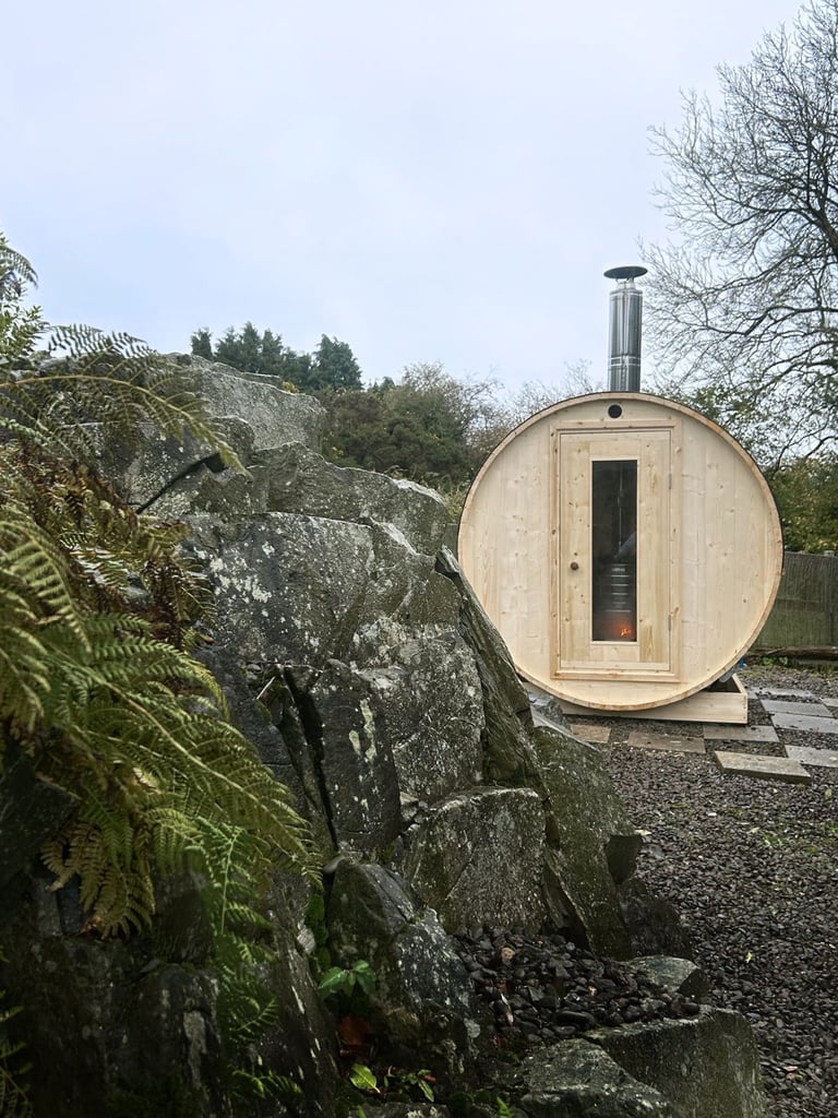 Sauna 4 person with wood fired heater