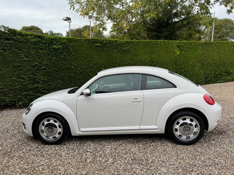 2012 Volkswagen Beetle beetle design tsi s-a Hatchback Petrol Automatic