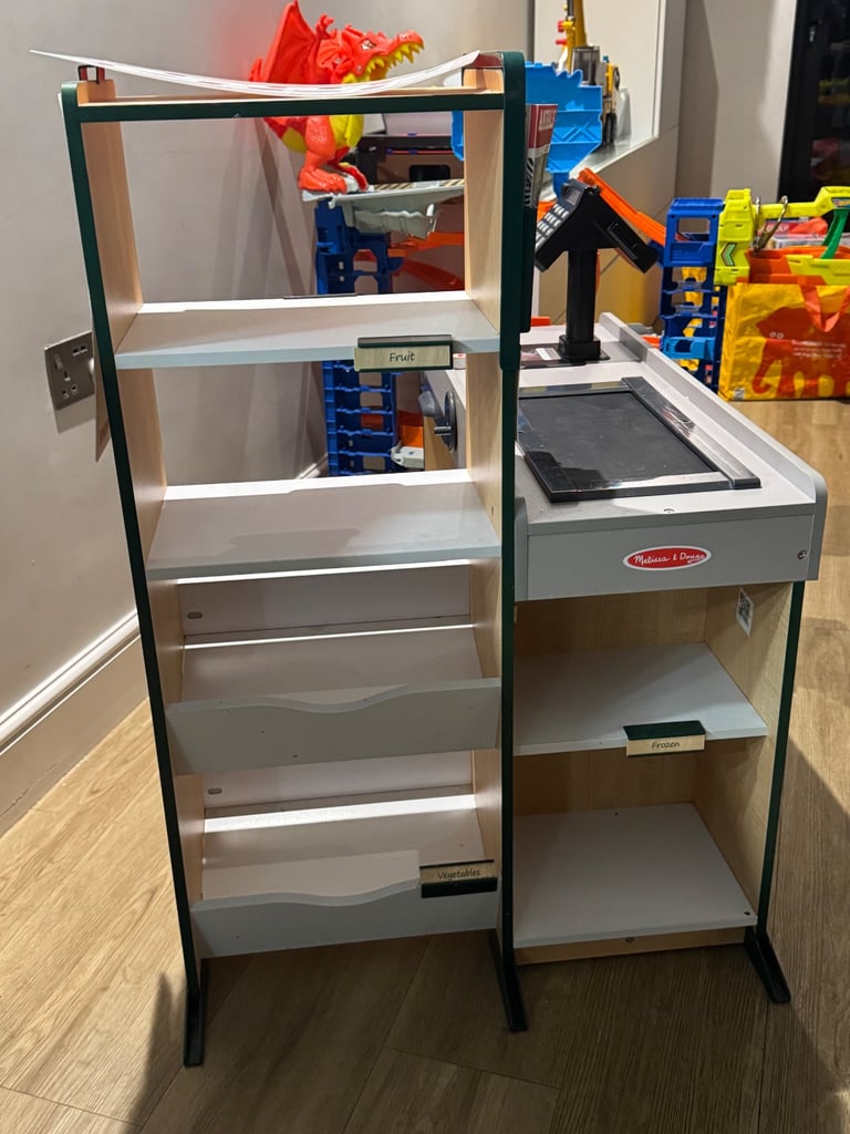 Melissa & Doug Fresh Mart Grocery Store / Checkout Counter