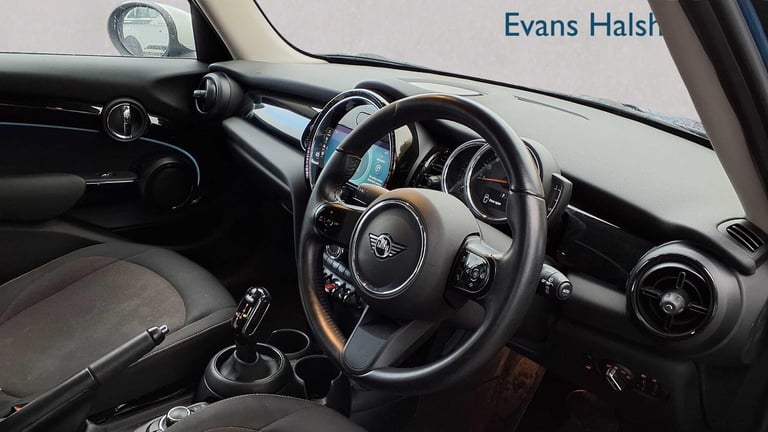  MINI Hatch 1.5 Cooper Classic 5dr Auto Hatchback Petrol Automatic