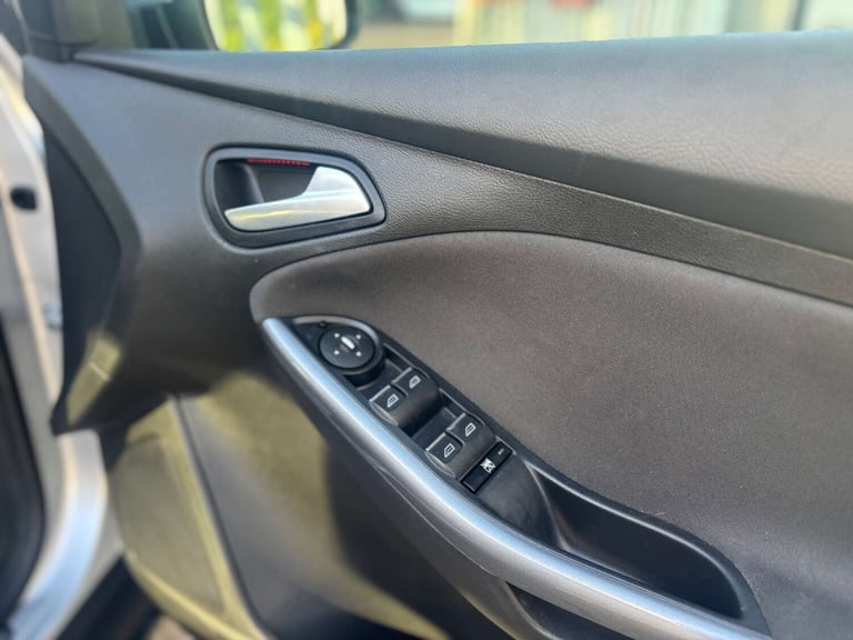 2014 Ford Focus 1.6 Focus Titanium Navigator TDCi 5dr Estate Diesel Manual