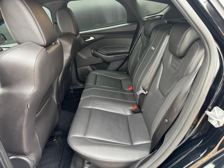 2018 Ford Focus 2.0T EcoBoost ST-3 Euro 6 (s/s) 5dr HATCHBACK Petrol Manual