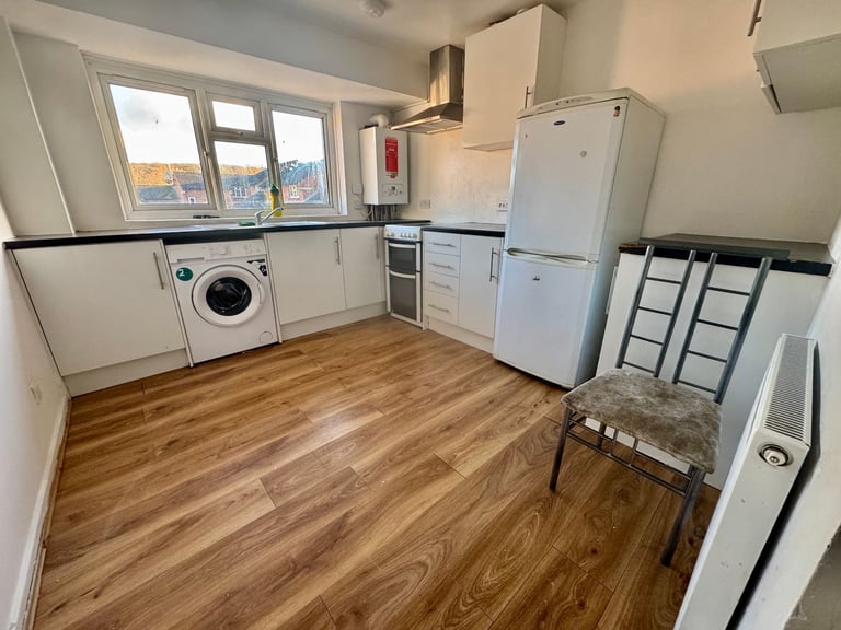 2 Bedroom Flat to Rent - Wilson Drive, Perston Road, Wembley, HA9 - in between Kenton Kingsbury 