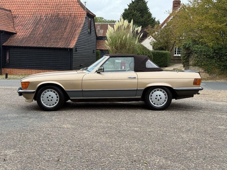  Mercedes-Benz 500 5.0 SL 2dr Petrol Automatic