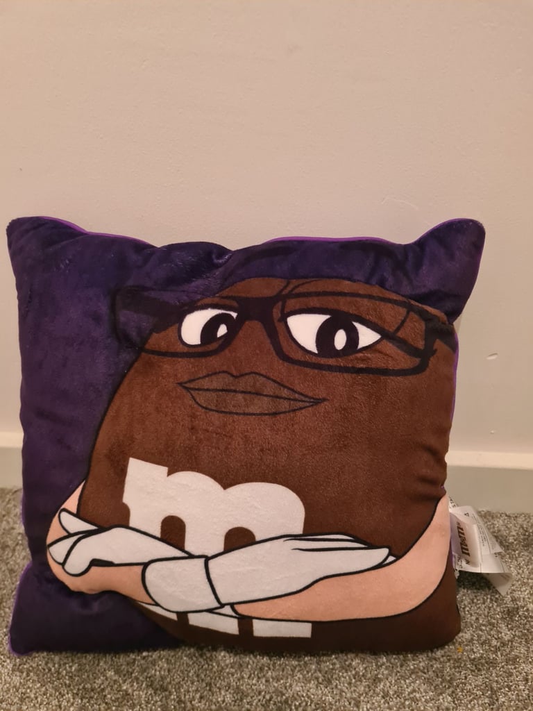 M & M cushion