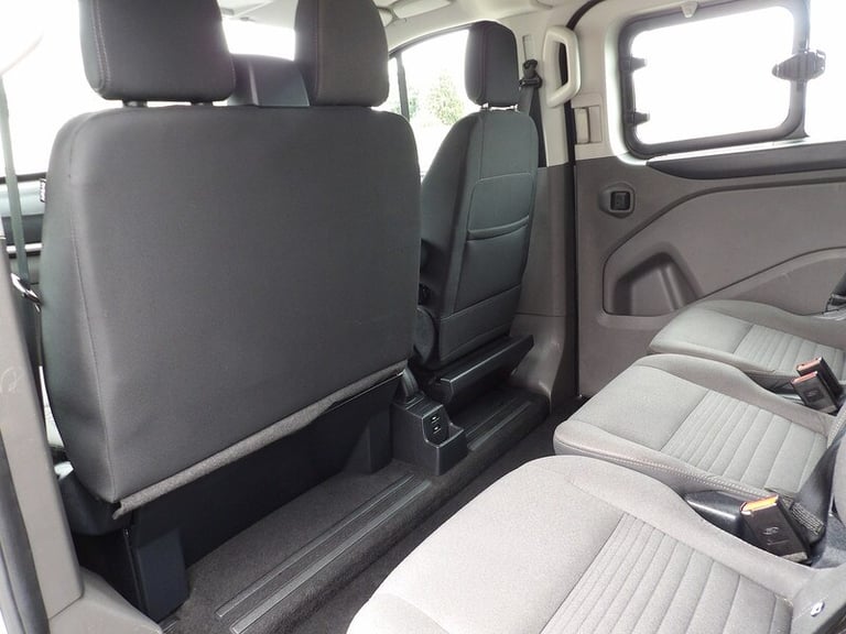 2021 Ford Tourneo Custom 2.0 EcoBlue 130ps Low Roof 8 Seater Titanium MPV DIESEL Manual