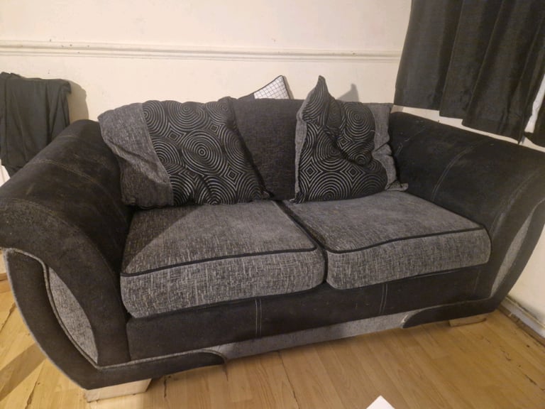 Free dfs sofa and cuddle chair