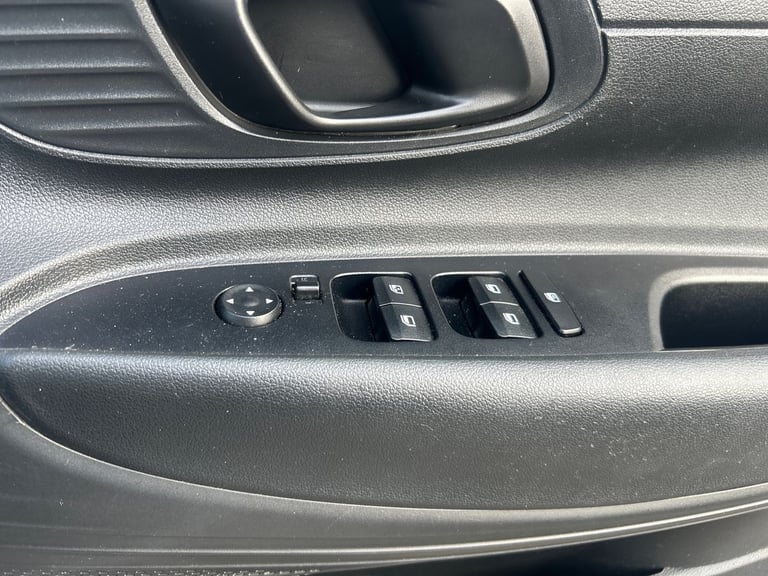  Hyundai I20 1.0 T Gdi Mhev Se Connect Hatchback 5dr Petrol Hybrid Manual Euro