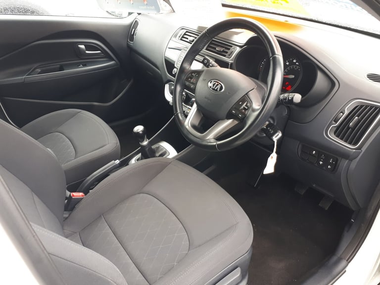 2016 Kia Rio '2' 1.25 5-Door From £8,995 + Retail Package HATCHBACK Petrol Manual