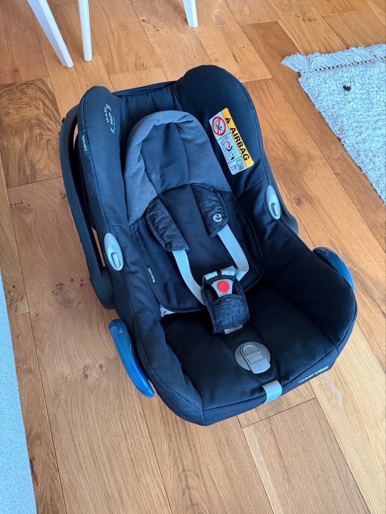 Maxi-Cosi Cabriofix i-Size Car Seat