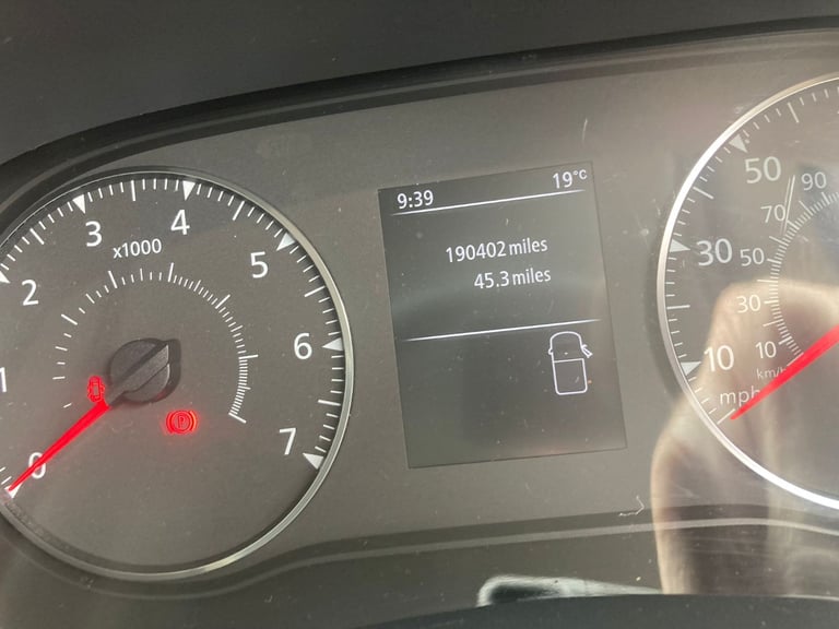 Renault MASTER, Luton L3 tail lift, 2021, Manual, 2298 (cc)