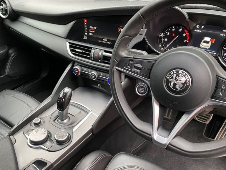 2019 19 ALFA ROMEO GIULIA 2.0T VELOCE SALOON 4DR PETROL AUTO EURO 6 (S/S) (280 P