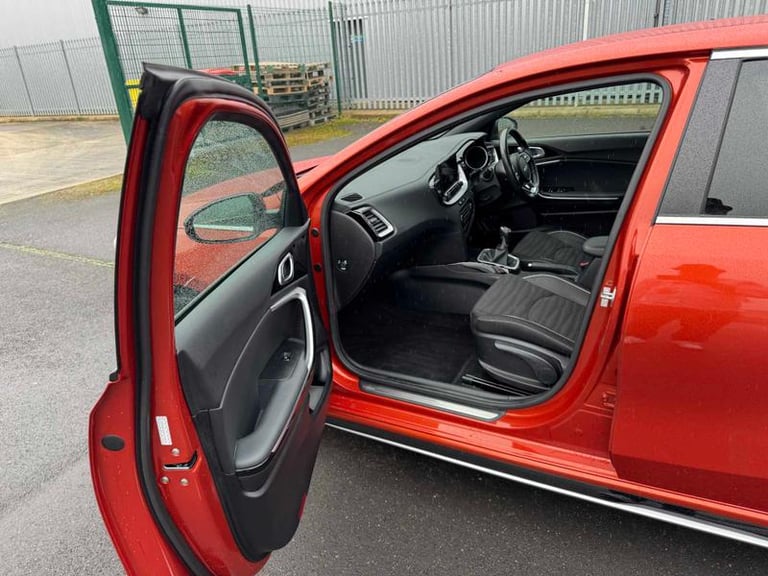 2022 Kia Ceed 1.5T GDi ISG GT-Line 5dr Manual Hatchback Petrol Manual