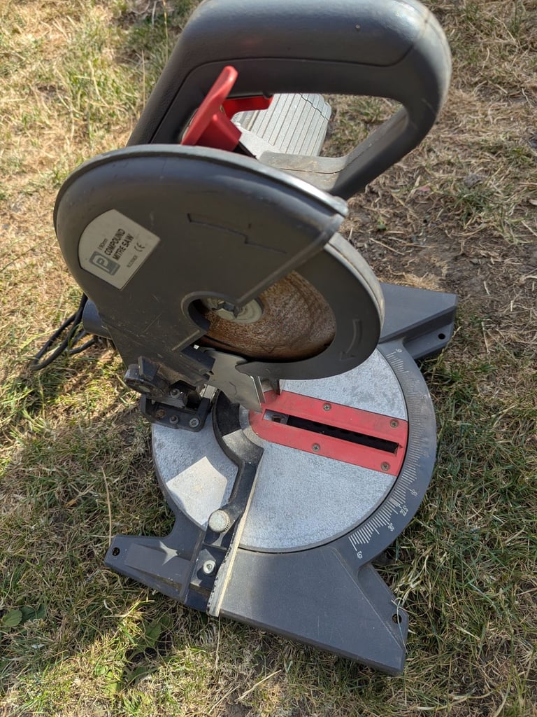 image for PP 750W 190MM BLADE COMPOUND MITRE SAW IN GOOD WORKING ORDER + CAN BE SEEN WORKING BUT AS SHOWN 