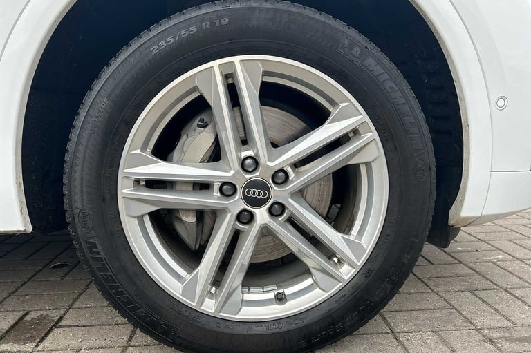 2025 Audi Q5 50 TFSI e Quattro S Line 5dr S Tronic SUV Hybrid Automatic
