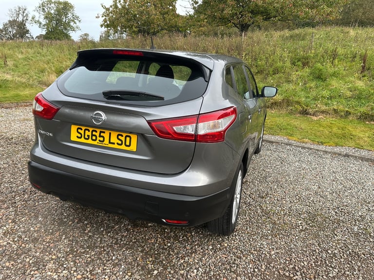 Nissan, QASHQAI, Hatchback, 2015, Manual, 1197 (cc), 5 doors