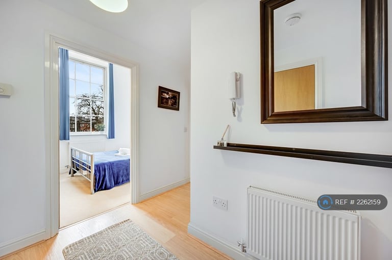 2 bedroom flat in Didsbury Gate, Manchester, M20 (2 bed) (#2262159)