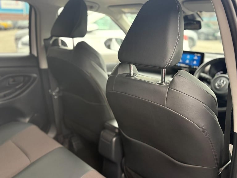 2022 Toyota Yaris Cross 1.5 VVT-h Excel SUV 5dr Petrol Hybrid E-CVT Euro 6 (s/s) (116 ps) Petrol/...