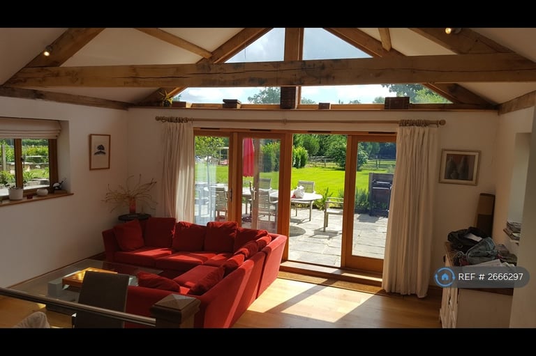 3 bedroom house in Prestwick Lane, Chiddingfold, Godalming, GU8 (3 bed) (#2666297)