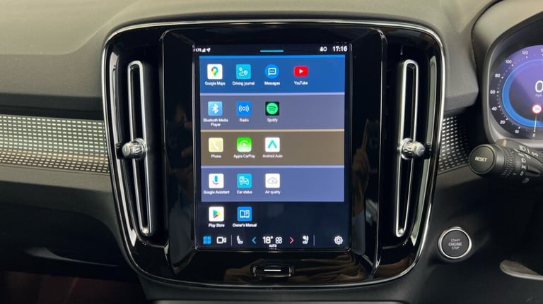 2023 Volvo XC40 Plus, B3 Mild hybrid, Petrol, Dark (360 Parking Camera, Apple Car Play) Estate Pe...