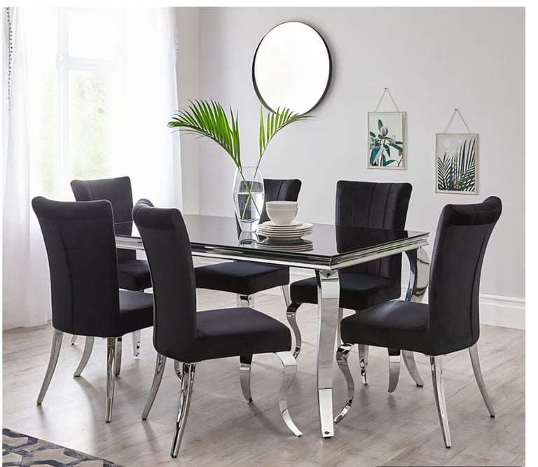 Dining table and 6 chairs plus matching console table 