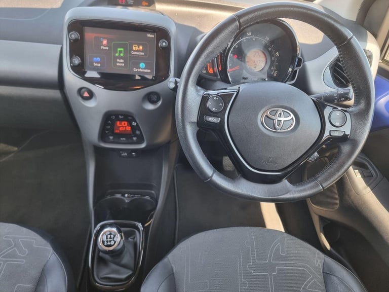 2018 Toyota AYGO 1.0 VVT-i x-clusiv Euro 6 5dr (Safety Sense) HATCHBACK Petrol Manual