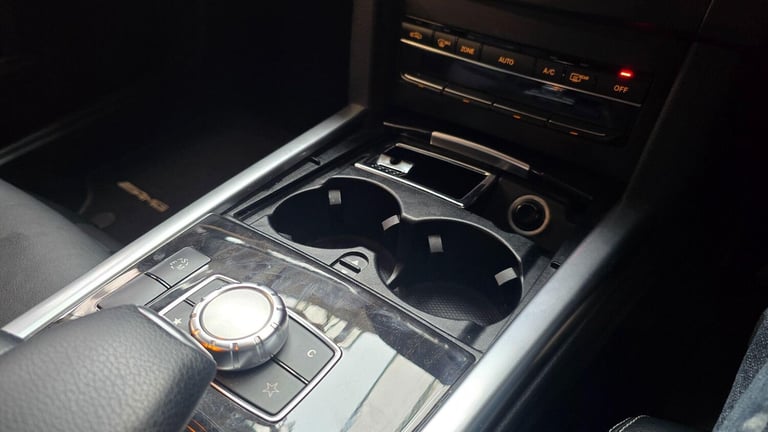  Mercedes-Benz E-Class 3.5 AUTO AMG LINE E350 AVANTGARDE Petrol Automatic