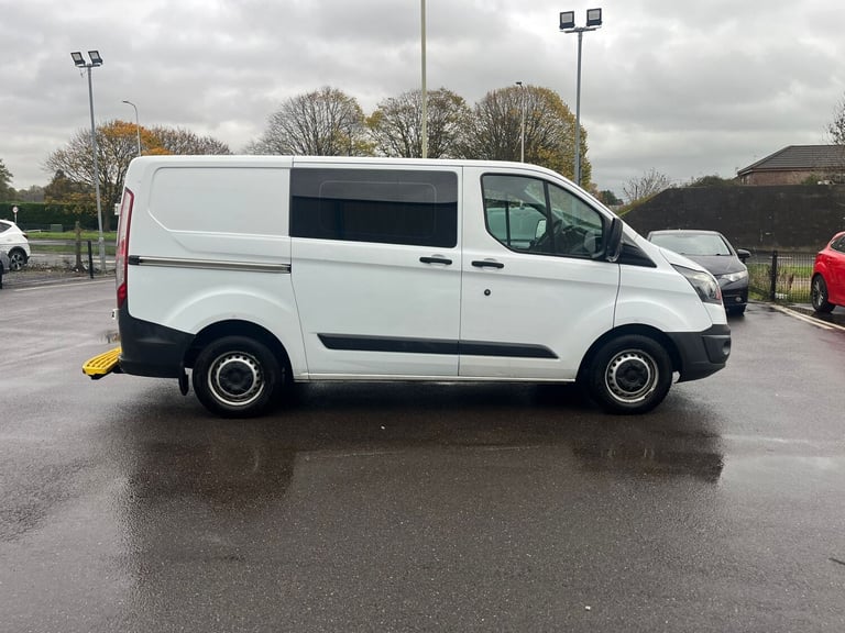2017 Ford Transit Custom 2.0 TDCi 130ps Low Roof Van PANEL VAN Diesel Manual