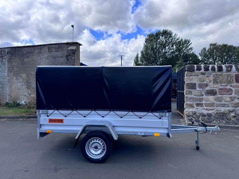 BRAND NEW 7,7ft X 4,2ft SINGLE AXLE TRAILER WITH FRAME,COVER AND RAMP