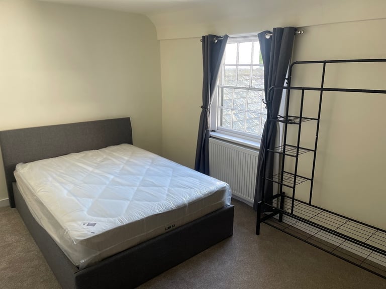 Room to rent 