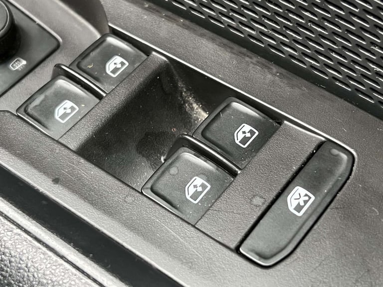 2022 Skoda Octavia 1.4 TSI iV 13kWh SE Technology DSG Euro 6 (s/s) 5dr Estate Hybrid Automatic