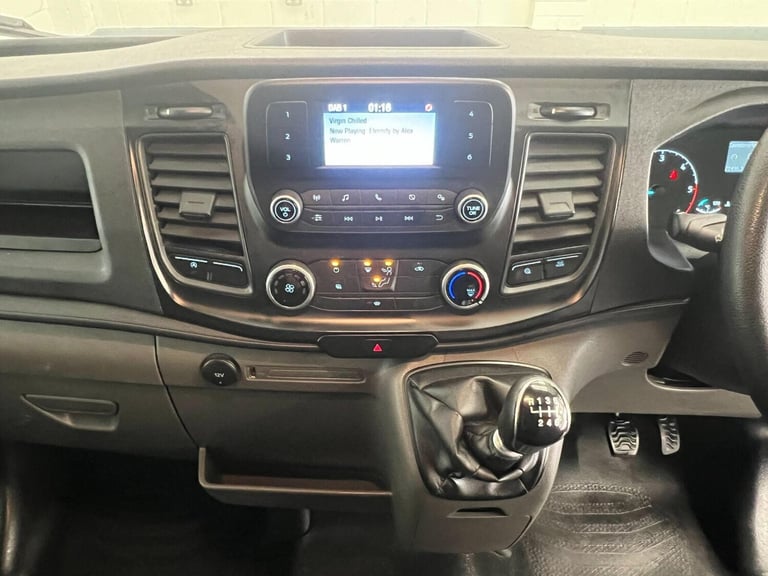 2023 Ford Transit 2.0 350 EcoBlue Leader FWD L4 Euro 6 (s/s) 2dr Luton Diesel Manual