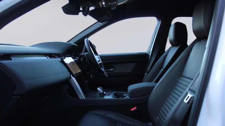 2025 Land Rover Discovery Sport 1.5 P270e Dynamic SE 5dr Auto (5 Seat) Estate Hybrid Automatic