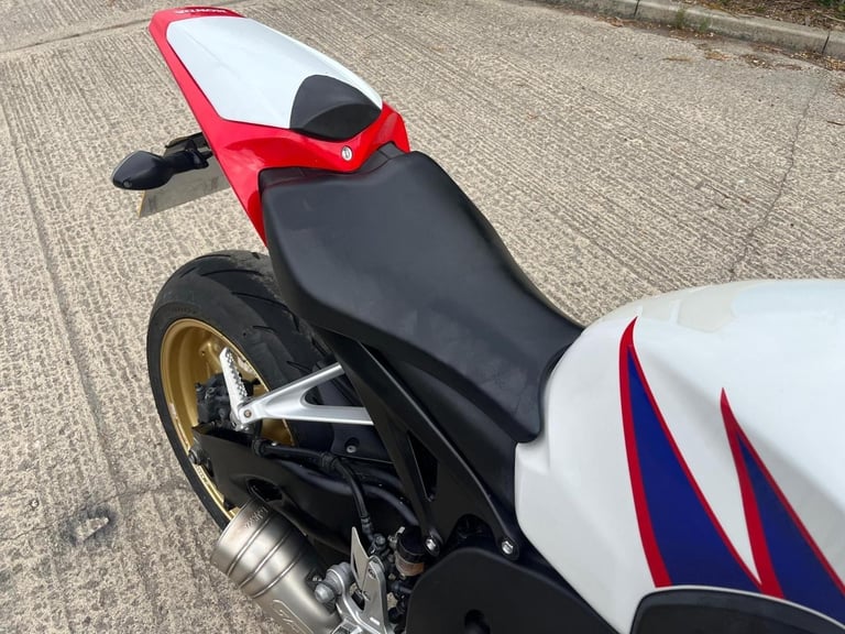 2010 60 HONDA CBR 1000 RR-A FIREBLADE CBR1000RR HRC COLOURS 15k MILES CBR1000