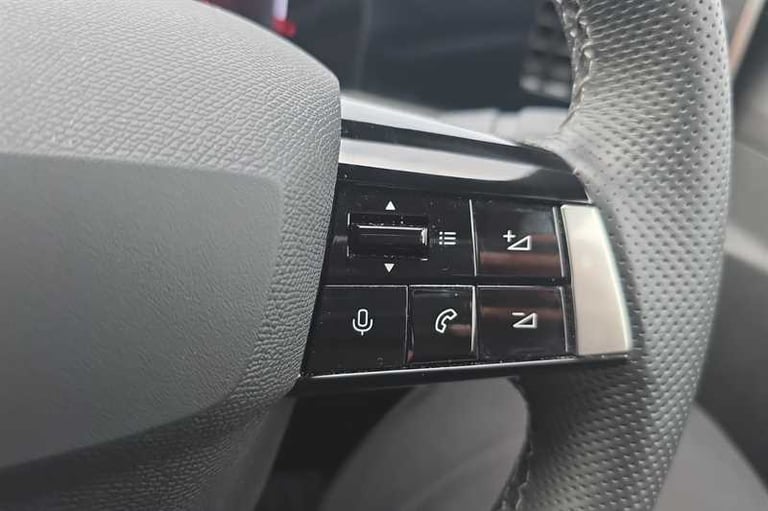 2024 Vauxhall Astra 1.2 Turbo 130 Ultimate 5dr HATCHBACK PETROL Manual