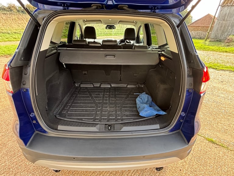 Ford, KUGA, Hatchback, 2016, Manual, 1997 (cc), 5 doors