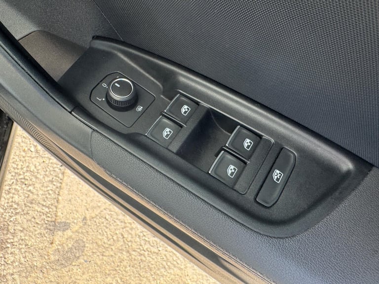 2018 Audi A1 1.0 TFSI 30 Sport Sportback Euro 6 (s/s) 5dr HATCHBACK Petrol Manual