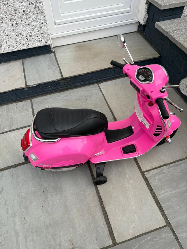 image for Child's Pink Vespa Scooter 