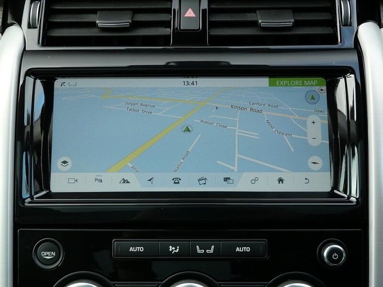 2017 Land Rover Discovery 3.0 TD6 HSE 5dr Auto ESTATE DIESEL Automatic