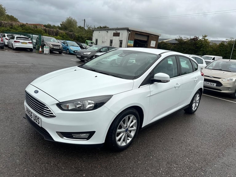 2016 Ford Focus 1.0T EcoBoost Titanium Euro 6 (s/s) 5dr HATCHBACK Petrol Manual