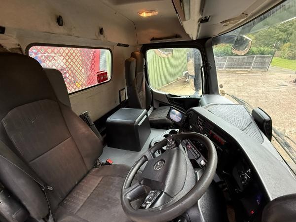 Mercedes 1824 Arocs Hyvalift Skip Loader Extendable Arms