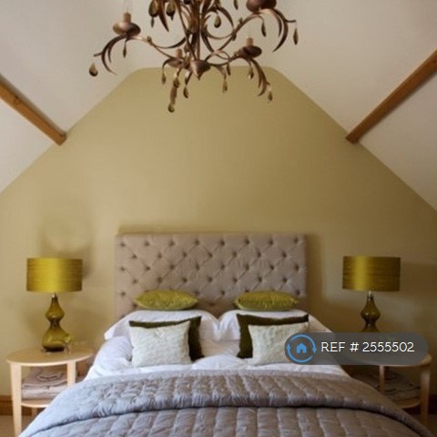 4 bedroom house in Whitwells Yard, Oundle, PE8 (4 bed) (#2555502)