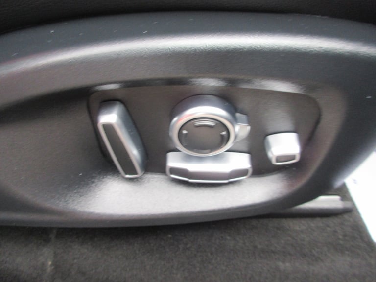 2017 Jaguar F-Pace 2.0d R-Sport 5dr Auto AWD ESTATE Diesel Automatic