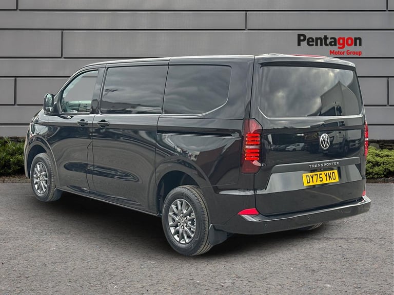  Volkswagen Transporter Panel Van 2.0 Tdi T28 Commerce Pro Panel Van 5dr Diesel