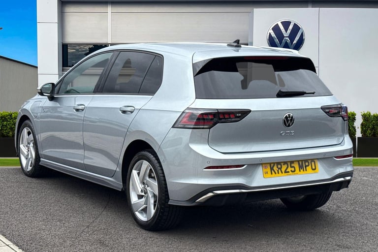 2025 Volkswagen Golf 1.5 TSI 272 GTE eHybrid 5dr DSG **HEADS UP DISPLAY + PAN ROOF** Hatchback PE...