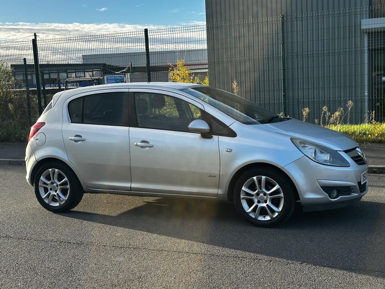 2009 Vauxhall Corsa 1.4i 16v SXi 5dr HATCHBACK Petrol Manual